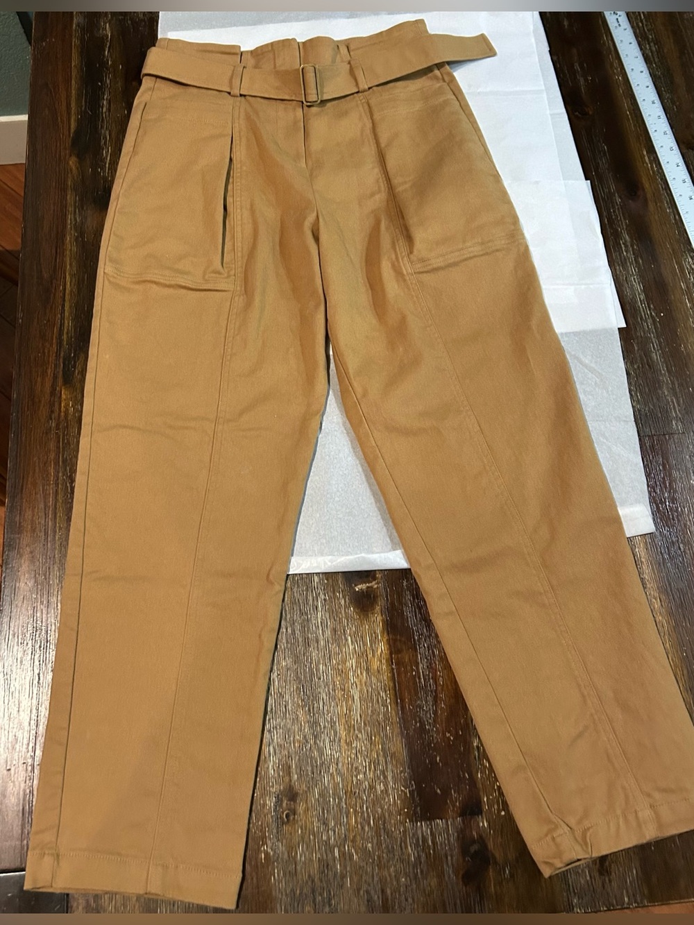NWOT Banana Republic high rise tapered pants in a rich camel hue.